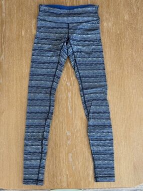 lululemon athletica Blue Striped Wunder Under Leggings